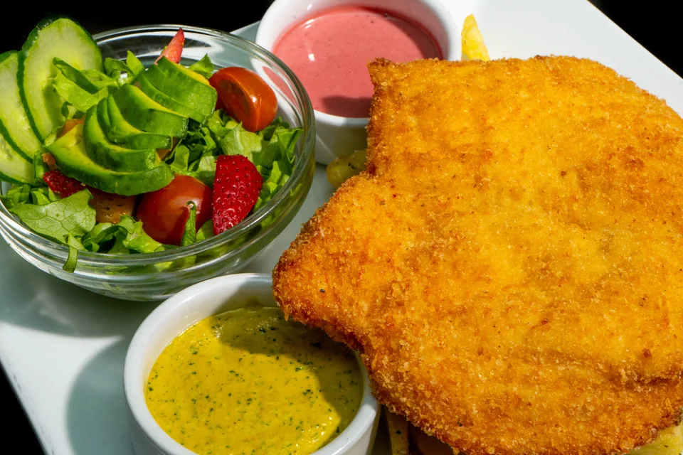 BookNoFees: Beispielfoto: Paniertes Schnitzel