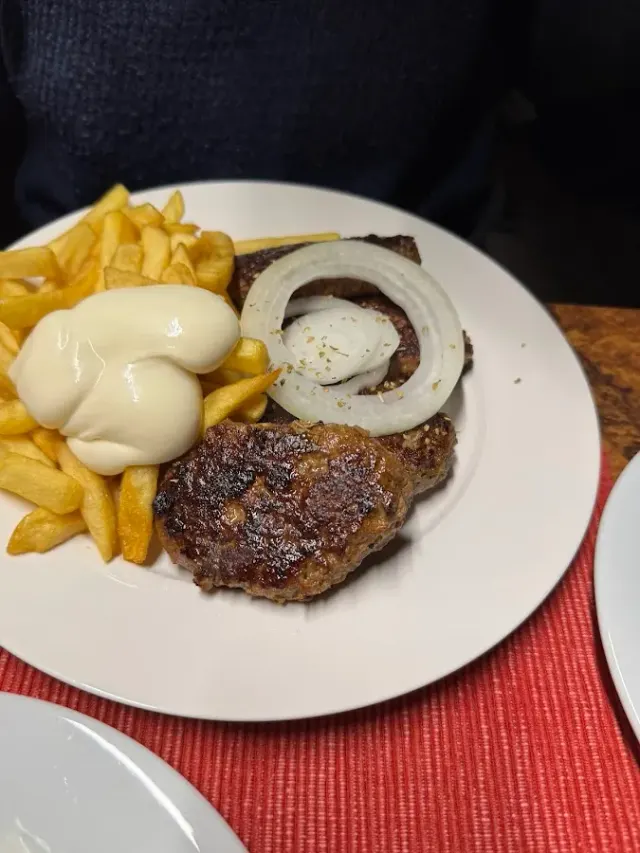 BookNoFees: Restaurant – Marias Grill – Schwelm – Marias Grill, Foto 3