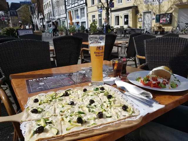 BookNoFees: Restaurant – Café Einstein – Lippstadt – Café Einstein, Foto 3