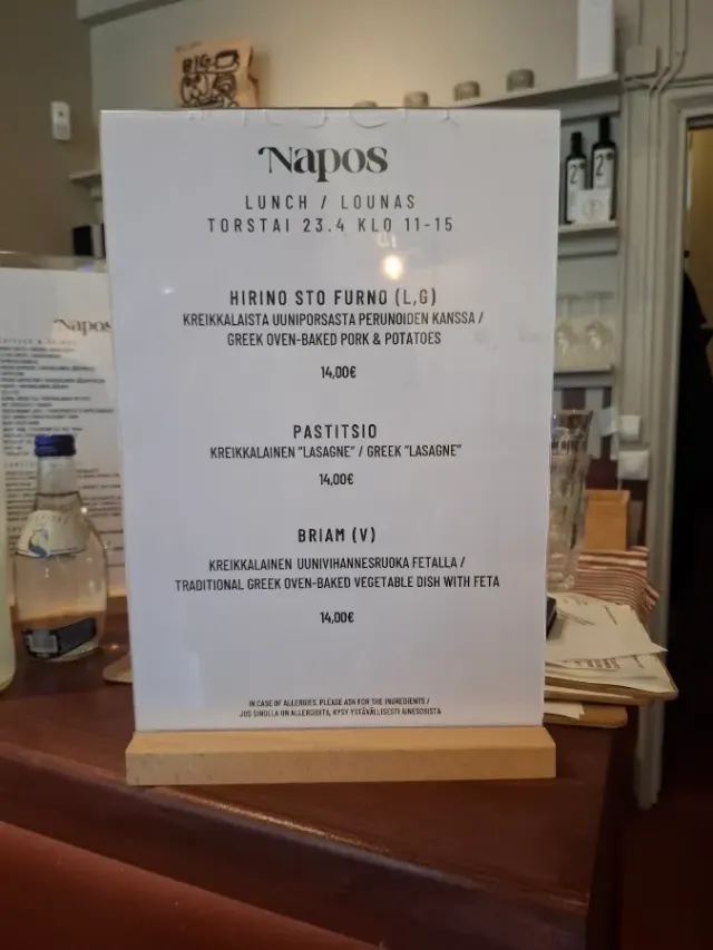 BookNoFees: Restaurant – Napos – Helsinki – Sonnig, Foto 2