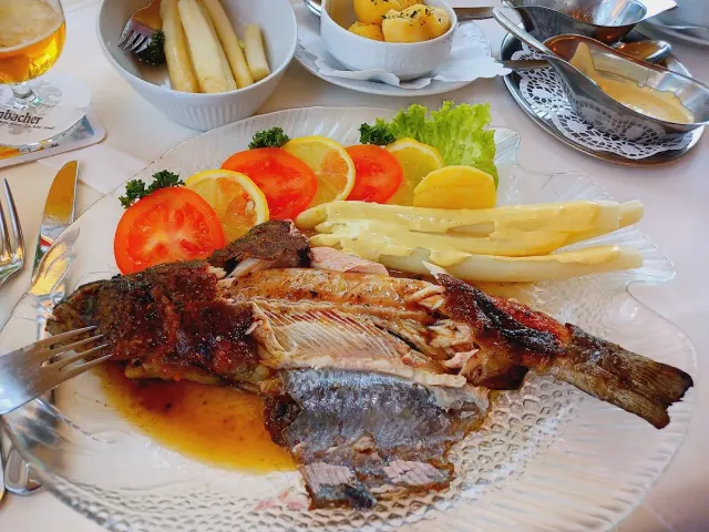 BookNoFees: Restaurant – Hubertushof Gaststätte – Olpe – Hubertushof Gaststätte, Foto 3