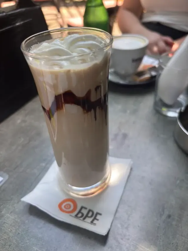 BookNoFees: Café – Bre Cafe – Belgrade – Kleiner Kaffee, Foto 2