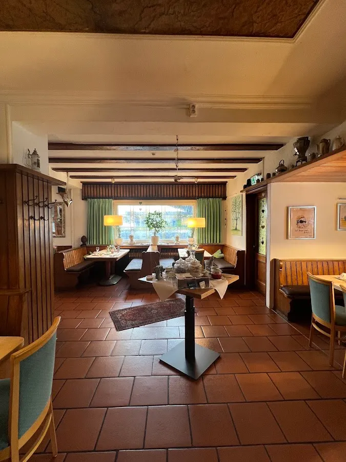BookNoFees: Restaurant – Gasthof Wulf – Ense – Gasthof Wulf, Foto 1
