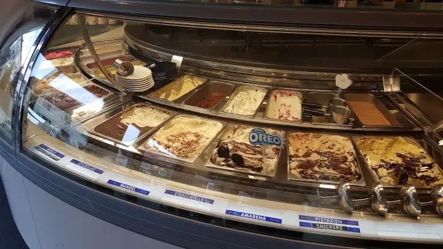 BookNoFees: Restaurant – Eiscafé Cortina – Wickede – Eiscafé Cortina, Foto 3