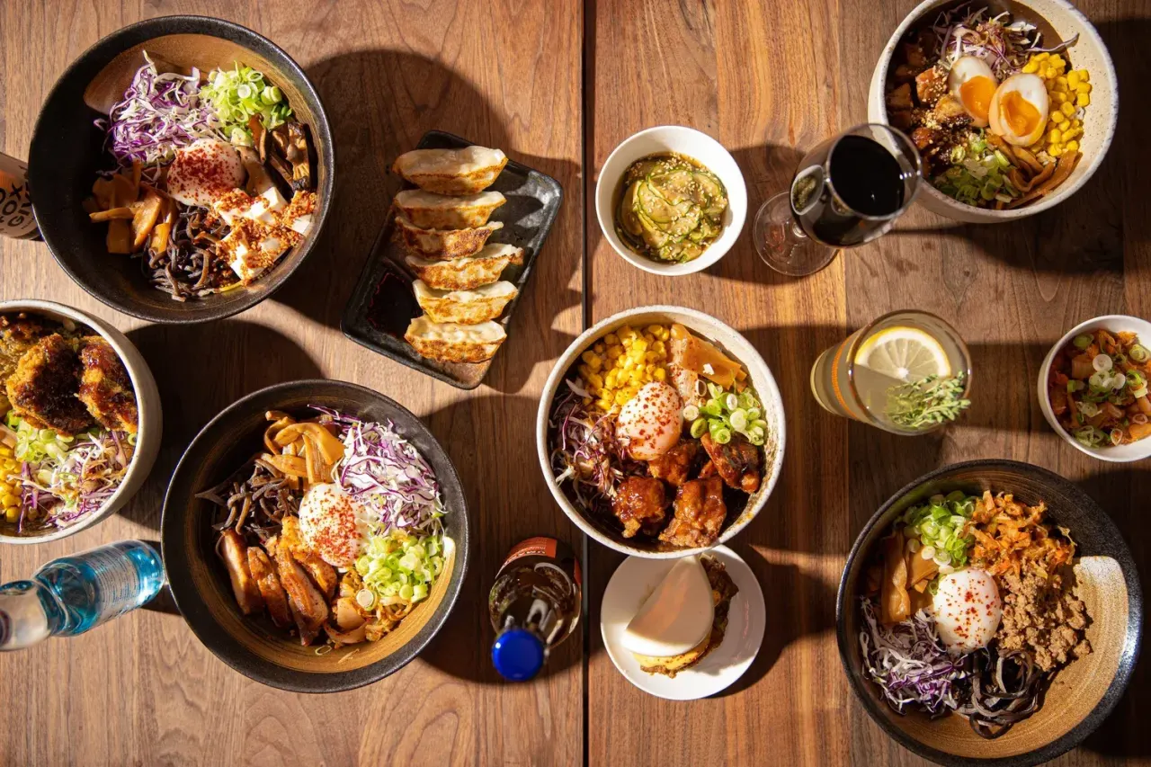 BookNoFees: Restaurant – Umamido – Sofia – Umamido, Foto 1