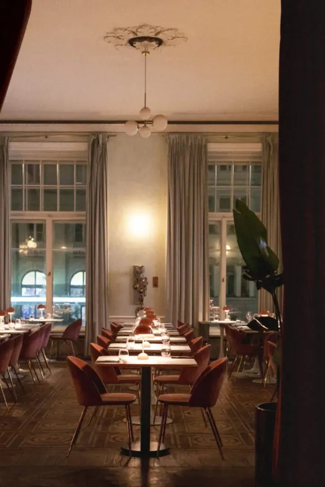 BookNoFees: Restaurant – Pod Gigantami – Warsaw – Unter den Giganten, Foto 2