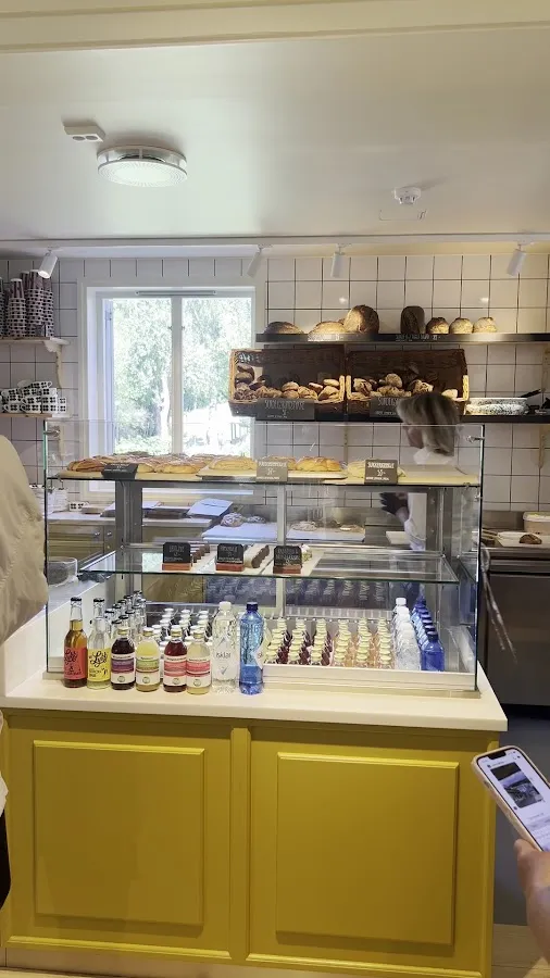 BookNoFees: Café – Fåbro gård – Oslo – Der Hof Fåbro, Foto 3