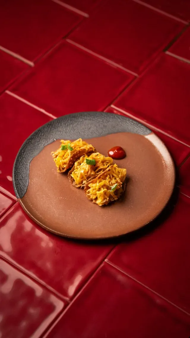 BookNoFees: Restaurant – Colère – Paris – Wut, Foto 2