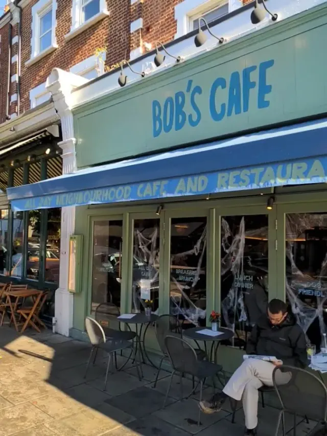 BookNoFees: Café – Bob's Cafe – London – Bob’s Café, Foto 3
