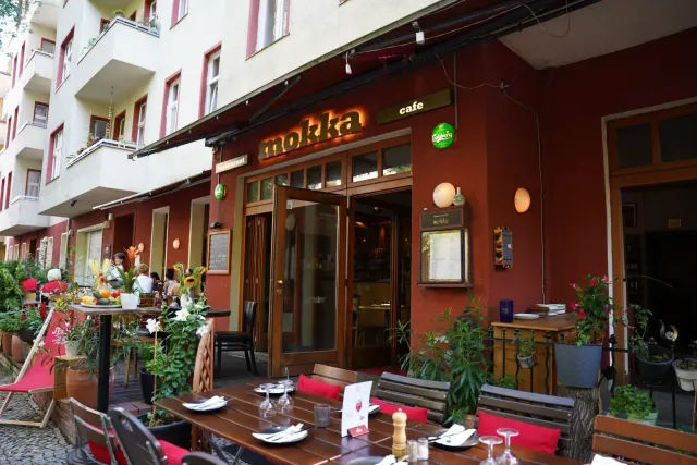 BookNoFees: mokka, Berlin