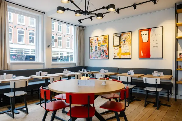 BookNoFees: Café – Mads – Amsterdam – Mads, Foto 3