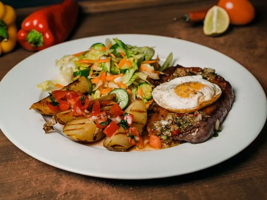BookNoFees: Restaurant – El Arriero – Prague – Der Maultiertreiber, Foto 1