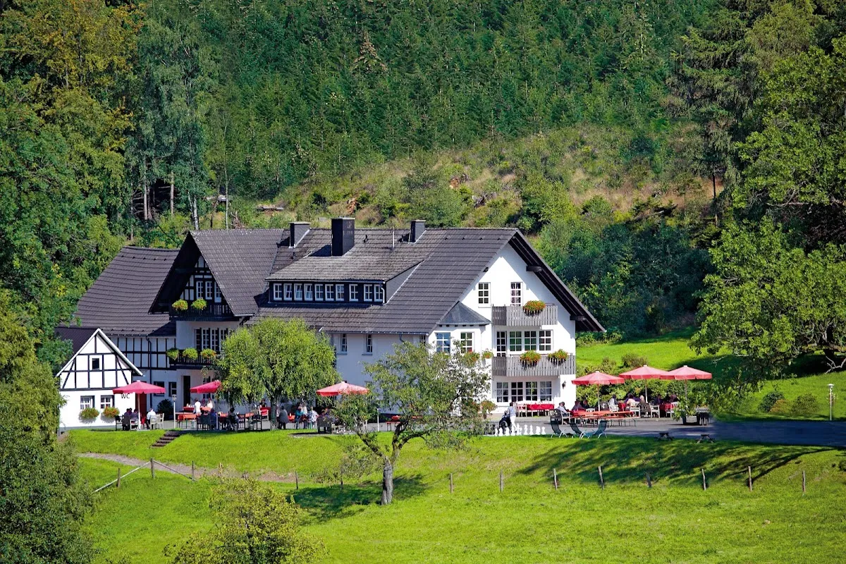 BookNoFees: Restaurant – Landgasthof | Café Gut Ahe – Kirchhundem – Landgasthof | Café Gut Ahe, Foto 1