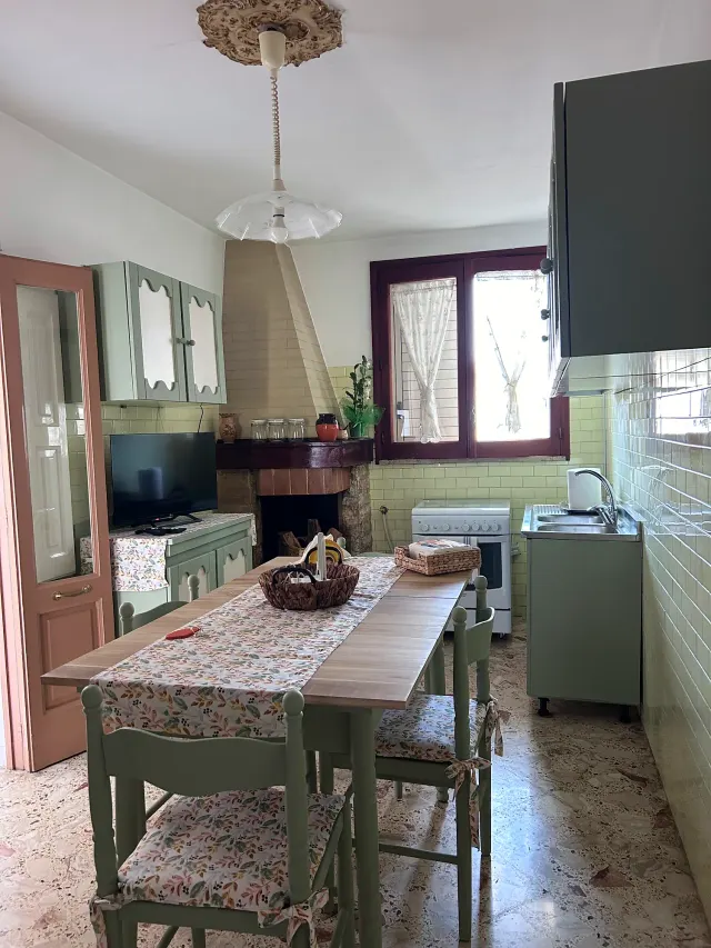 BookNoFees: Ferienhaus „Il Giardino Segreto“ mit Kamin – MAGLIE