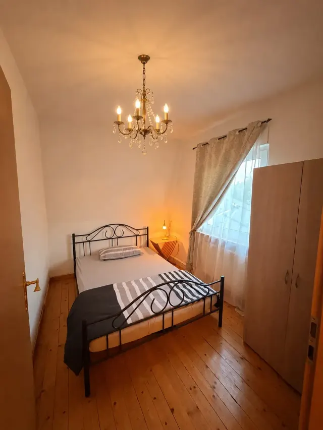 BookNoFees: Ruhiges Zimmer mit Garten und Waldblick – Sundern