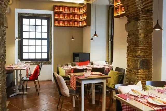 BookNoFees: Restaurant – Pizzaiollo – Lisbon – Pizzabäcker, Foto 3