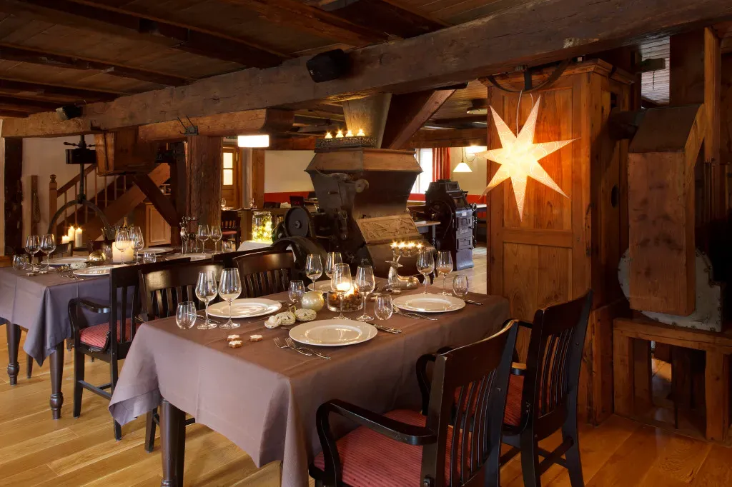 BookNoFees: Restaurant – Almer Schlossmühle – Brilon – Almer Schlossmühle, Foto 1