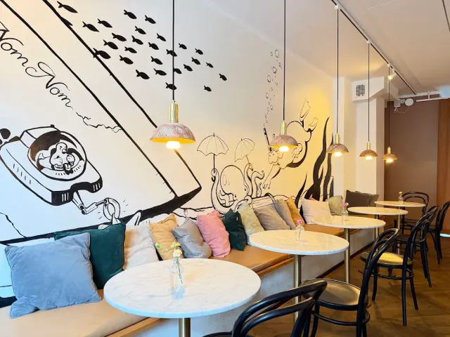 BookNoFees: Café – Green Hippo Cafe – Helsinki – Green Hippo Café, Foto 2
