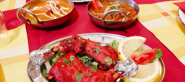 BookNoFees: Restaurant – Himalaya's kashmir – Rome – Kaschmir im Himalaya, Foto 3