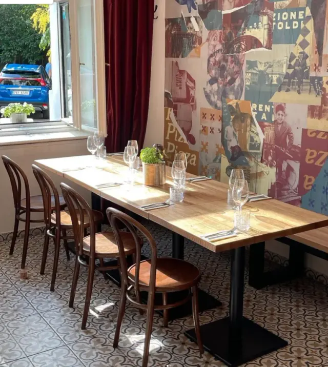 BookNoFees: Bertoldi, Prague