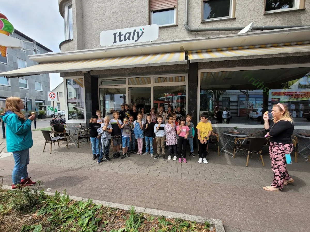 BookNoFees: Restaurant – Eiscafé Italy – Holzwickede – Eiscafé Italy, Foto 1