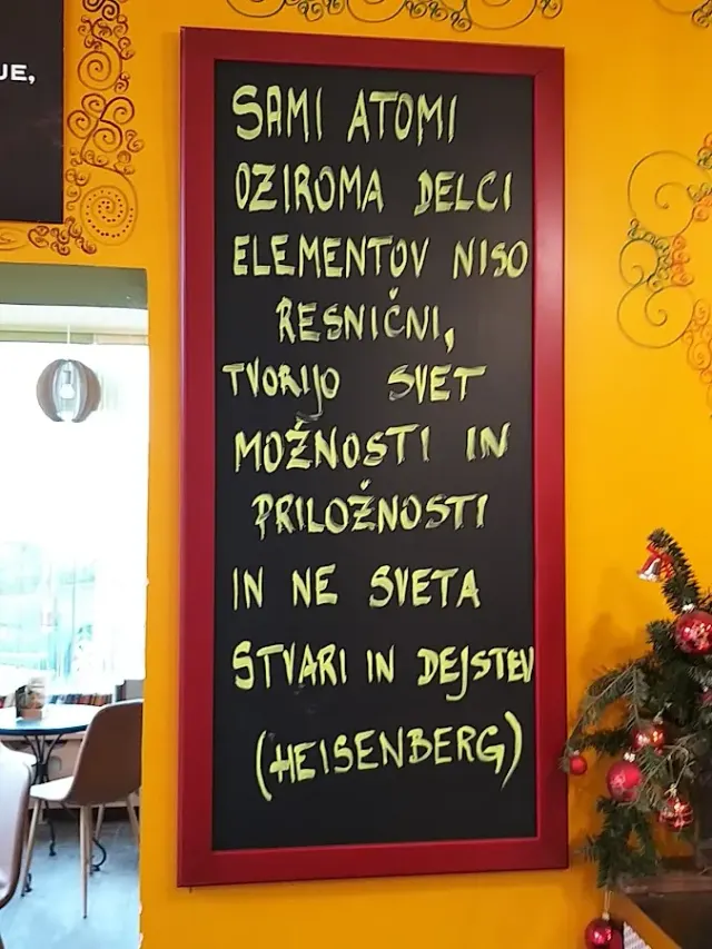 BookNoFees: Café – Kavarna Zofa – Ljubljana – Café Zofa, Foto 2