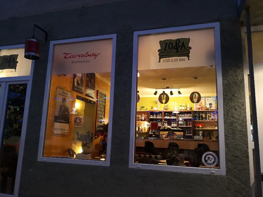 BookNoFees: Café – Kavarna Zofa – Ljubljana – Café Zofa, Foto 1